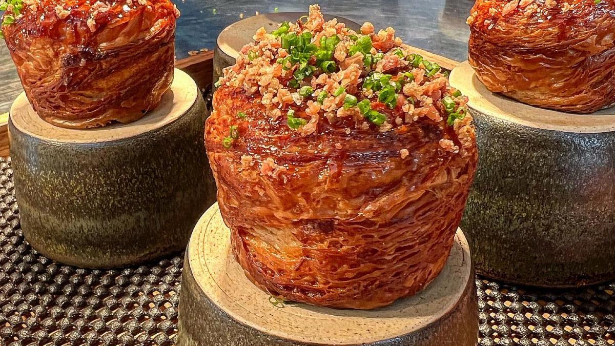 un chef cu stele michelin a ramas fara 2 500 de placinte facute pentru un targ de craciun si le cere hotilor sa faca ce trebuie