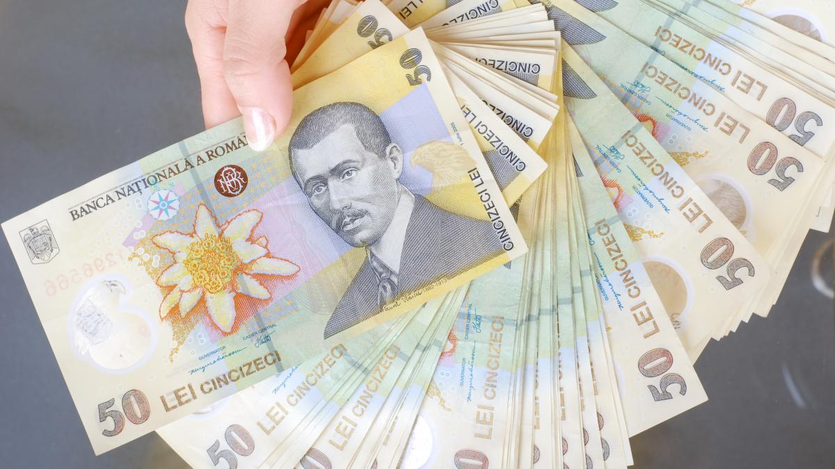romanii pot cumpara noi titluri de stat fidelis din 9 decembrie dobanzile pentru depunerile in lei si euro