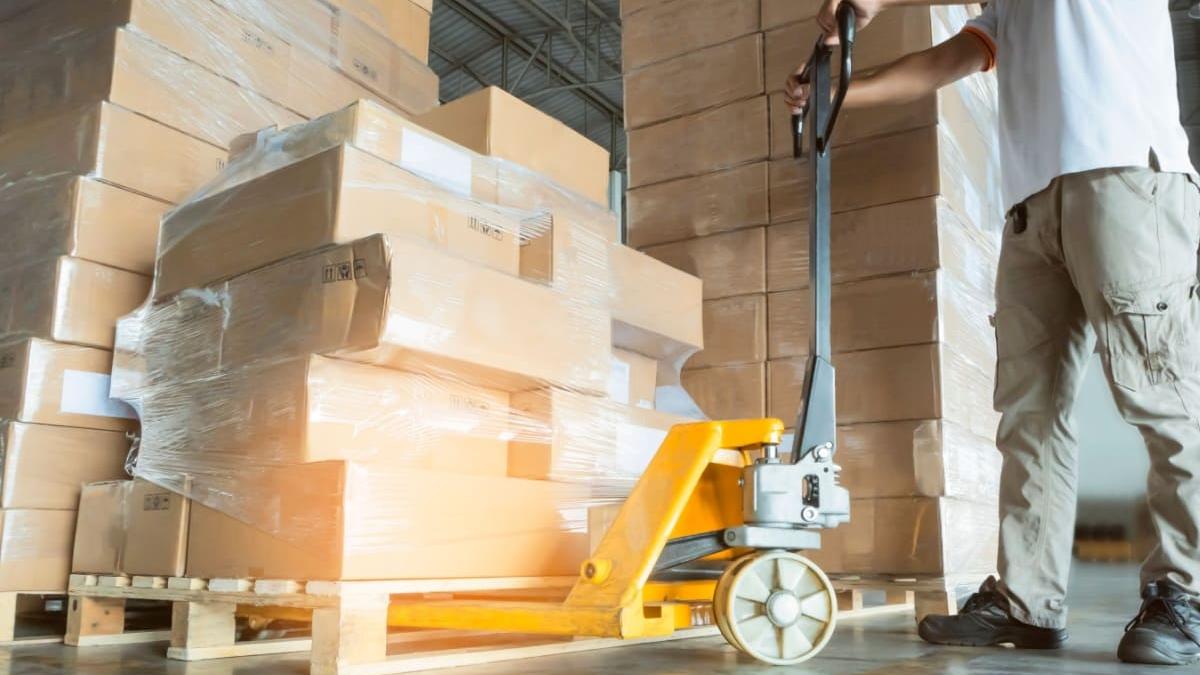 cum sa organizezi depozitul pe categorii de produse sfaturi care te vor ajuta in gestionarea stocurilor