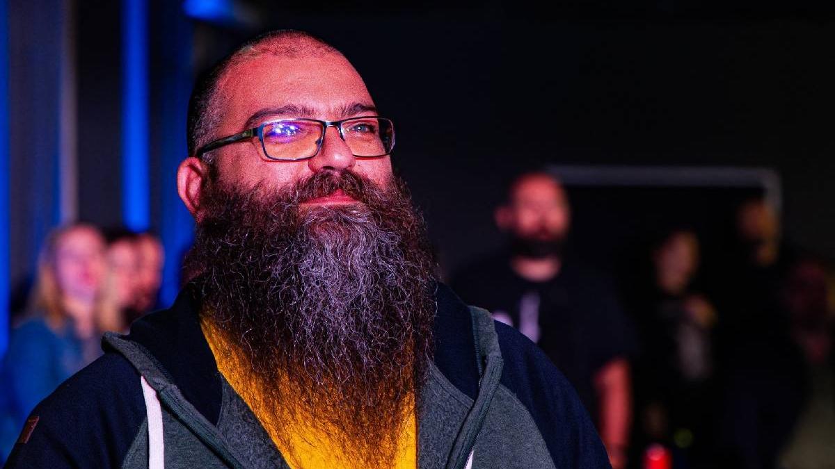 istoricul andrei pogacias calin georgescu amesteca dacomanie cu nationalism cu ortodoxie cu new age cu extraterestri cu serpilieni