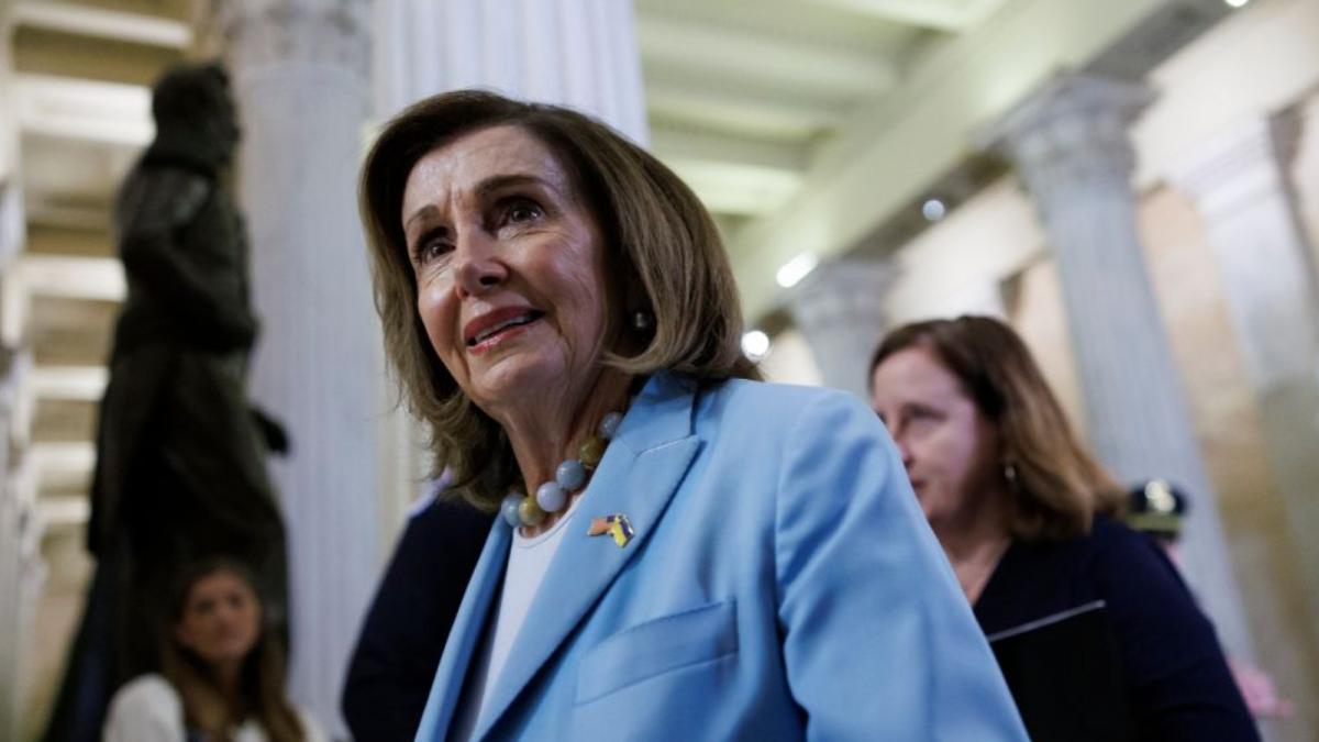nancy pelosi a suferit un accident in timpul unei intalniri oficiale in luxemburg politiciana de 84 de ani a ajuns la spital