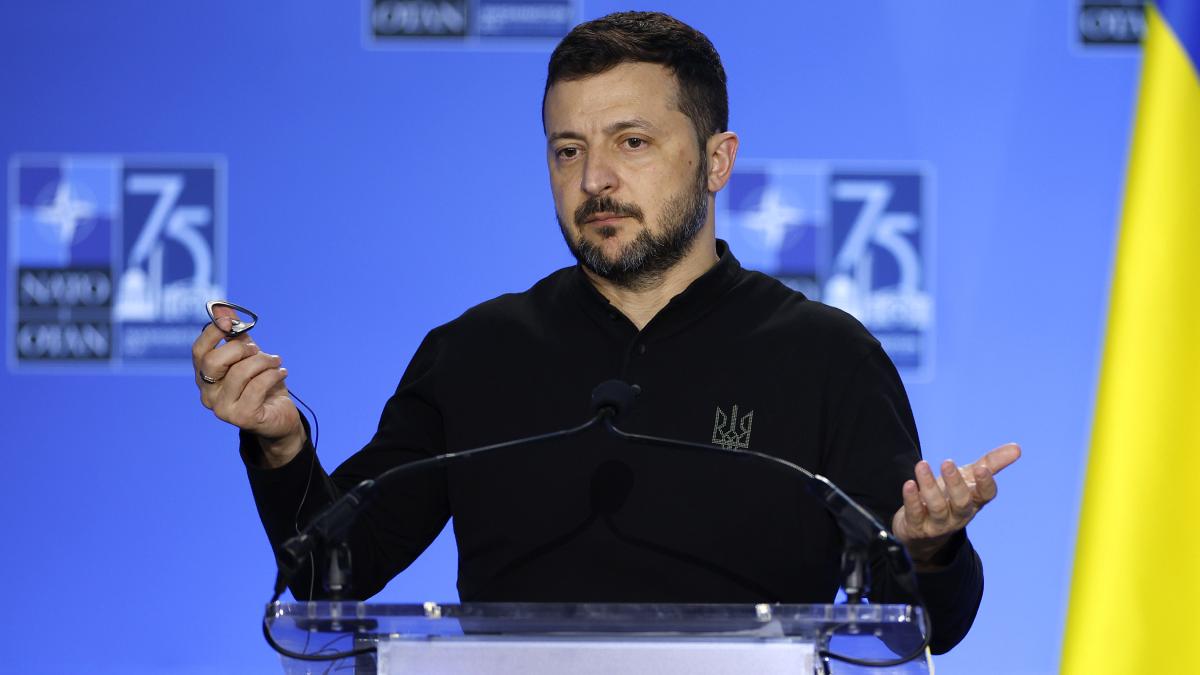 volodimir zelensky anunta ca ucraina a anihilat peste 130 de drone kamikaze a fost o noua noapte de teroare ruseasca