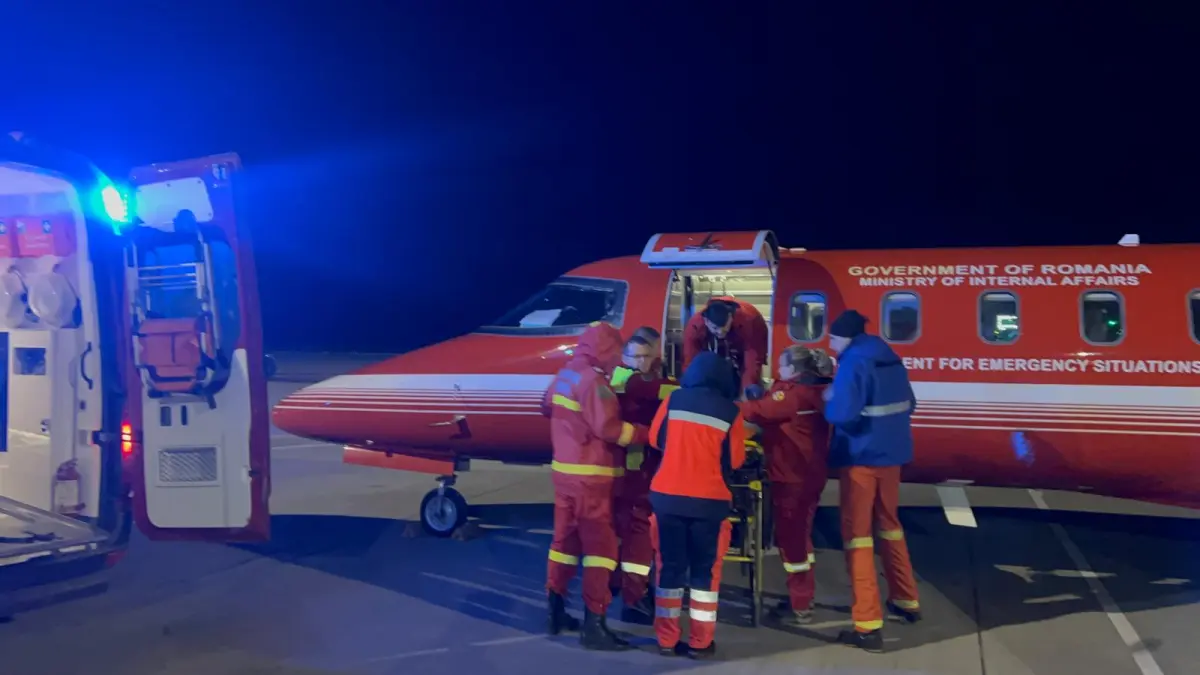 doua fetite de 2 si 8 ani grav ranite de explozia unei butelii in botosani au fost transportate de urgenta la bucuresti