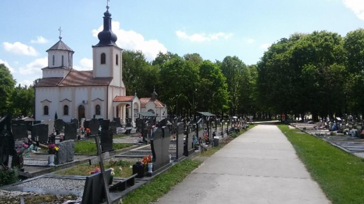 un barbat din serbia si a inscenat moartea ca sa vada cati oameni vin la inmormantare