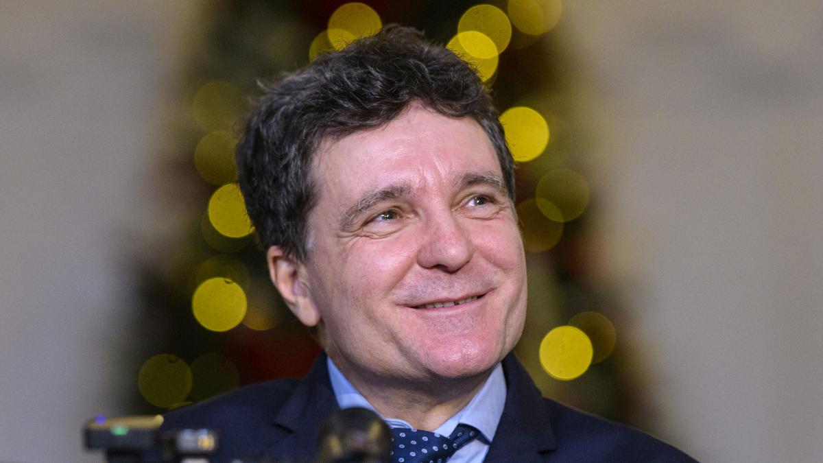 ce scrie presa internationala despre candidatura lui nicusor dan la prezidentiale politico little nick a intrat in cursa