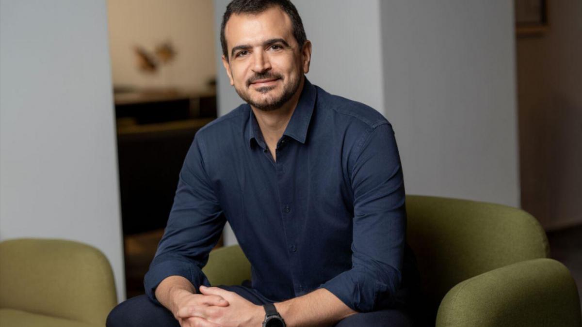 gerasimos contoguris este noul director people culture al philip morris romania