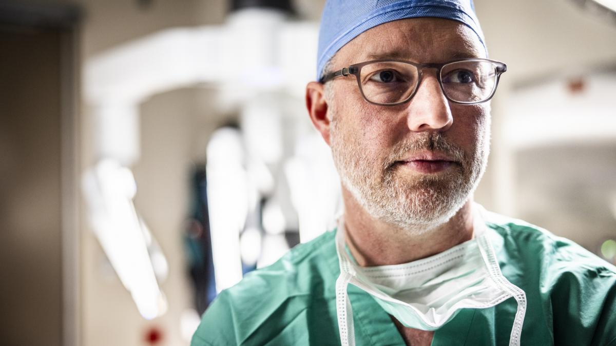 profesionalismul medicilor intalneste inovatia in chirurgie