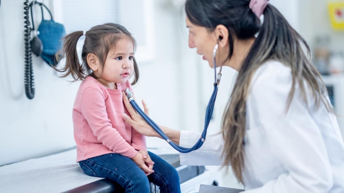 valul de gripa si viroze devine tot mai agresiv sute de copii ajung la upu situatia s a inrautatit