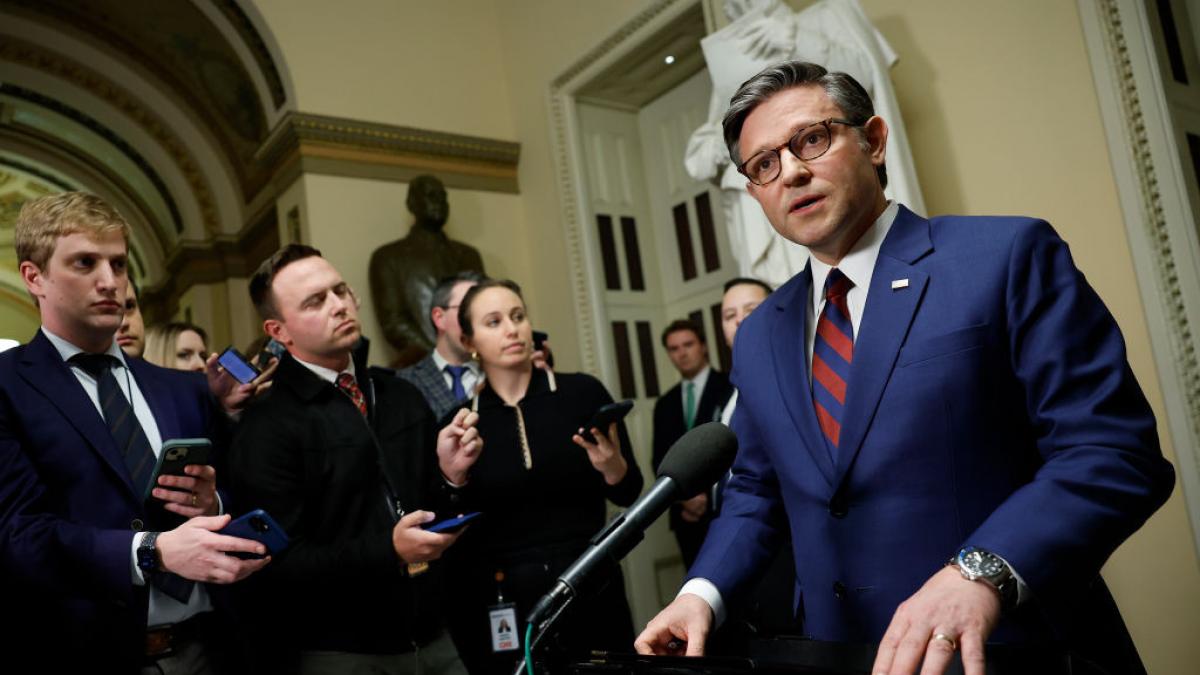 sua se apropie din nou de paralizie guvernamentala republicanii mai au pana la miezul noptii sa gaseasca o solutie de buget