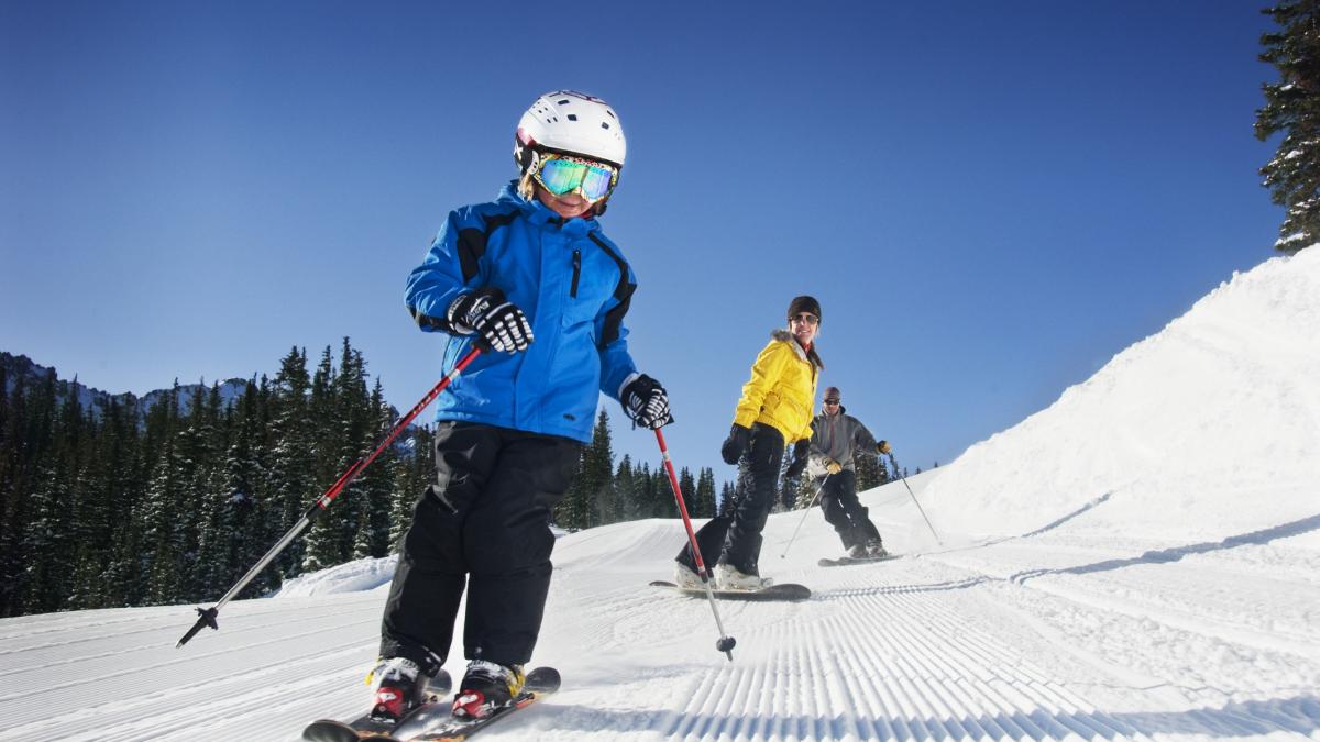 atentie la pericolele din vacanta de iarna cum sa te protejezi de accidentele pe partie