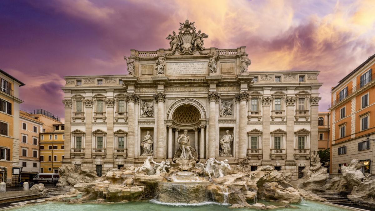 fontana di trevi din roma a fost redeschisa dupa o restaurare de peste doua luni