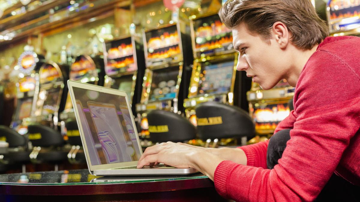 in ce mod influenteaza rotirile gratuite problemele cu privire la joc