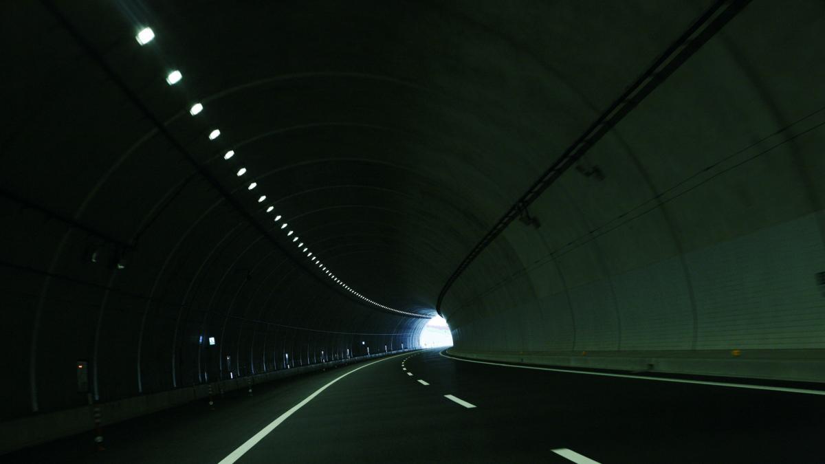 incepe constructia celui mai lung tunel de pe autostrada a1 sibiu pitesti grindeanu a fost emisa autorizatia pentru tunelul poiana