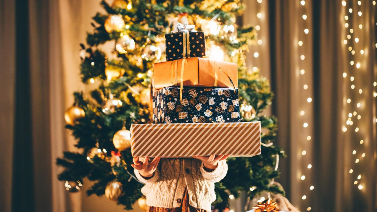 traditii si obiceiuri de ajun si de craciun in lume tara in care oamenii isi decoreaza casele cu barcute