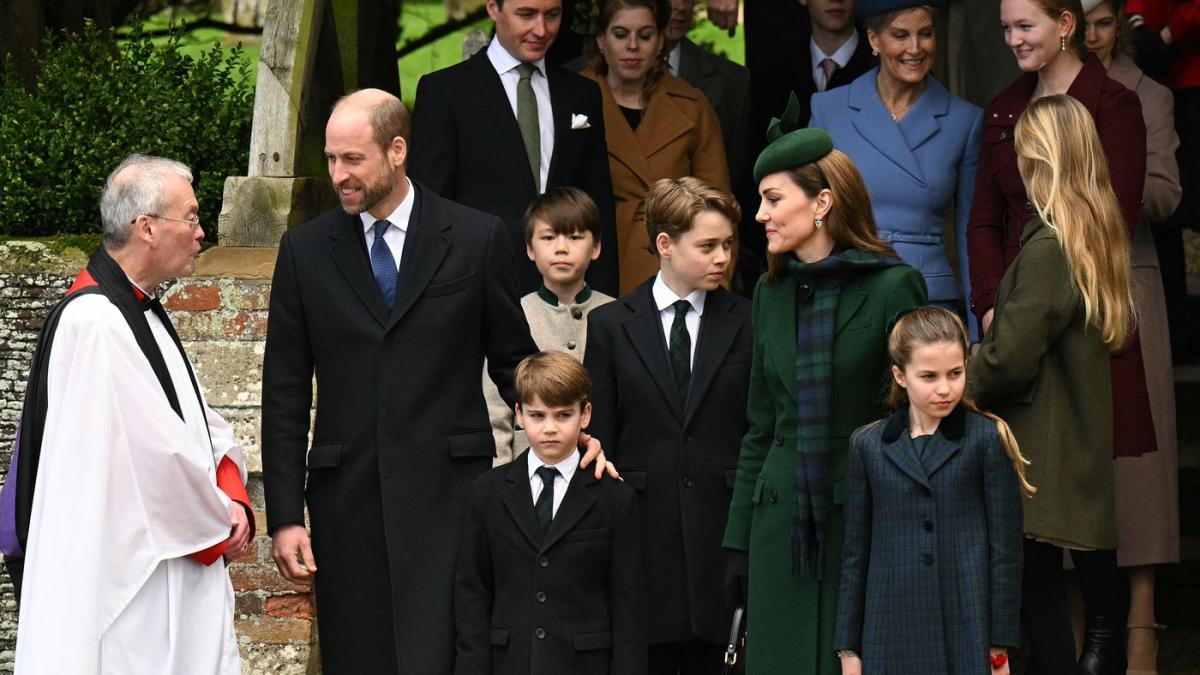 familia regala britanica a participat la slujba de craciun imagini inedite cu regele charles si printesa kate