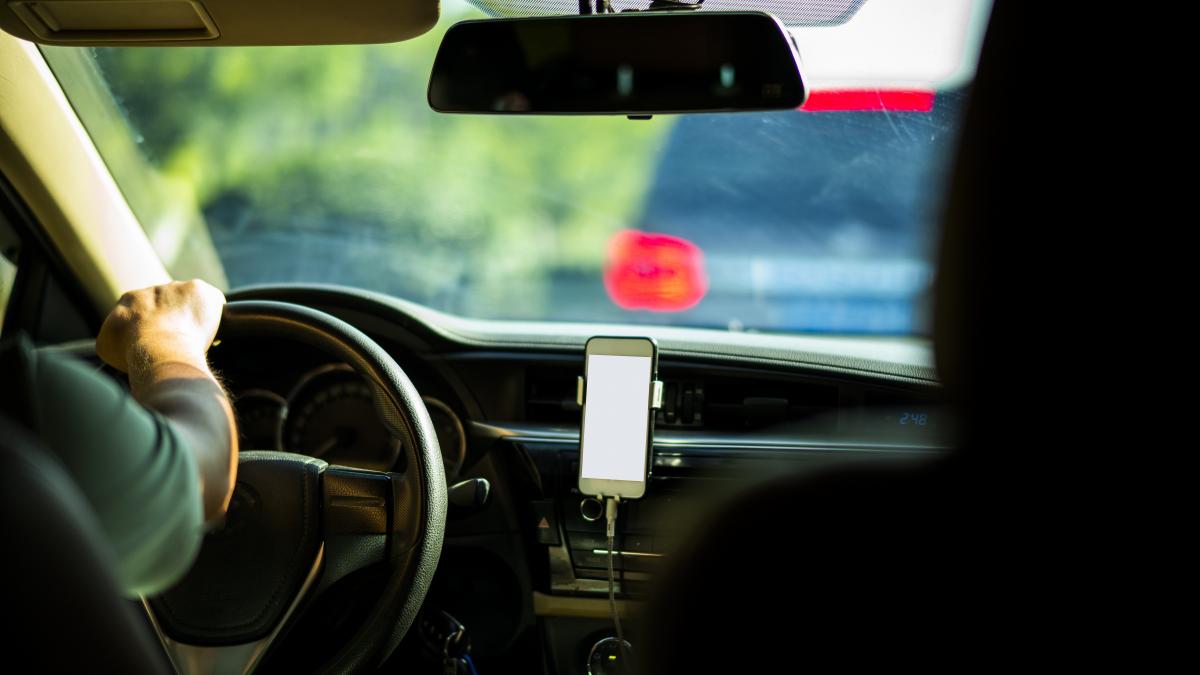 muncitorii asiatici vor putea lucra ca soferi de taxi si ridesharing in romania