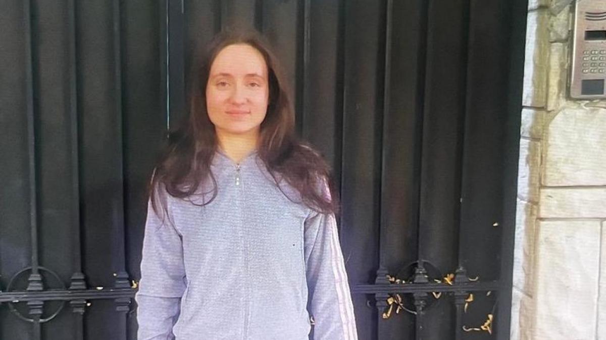 un barbat din r moldova a sunat la politie in romania pentru ca nu mai stie nimic despre fata lui care locuieste la cluj