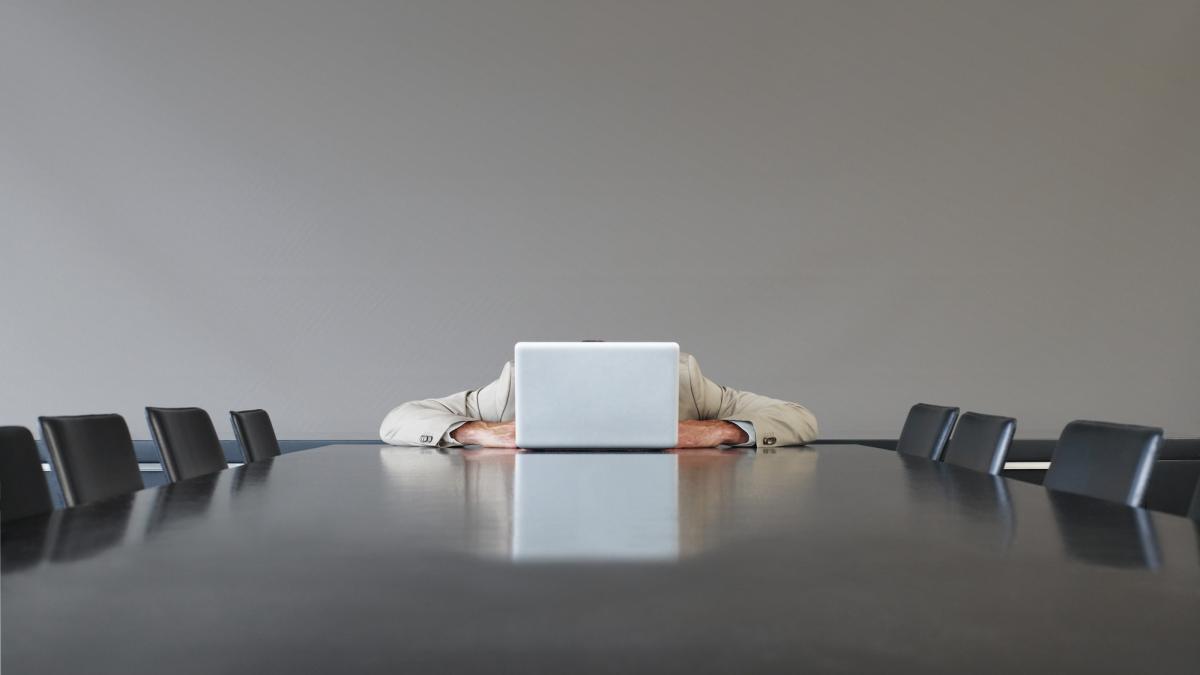 ciolacu cere companiilor un moratoriu de 6 luni pentru inghetarea preturilor avertisment pentru firme platiti taxe sau plecati