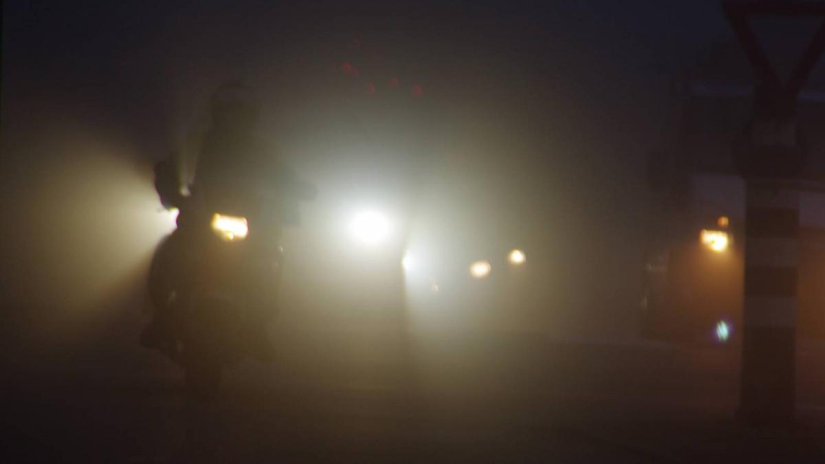 cod galben de ceata densa in 21 de judete ale tarii meteorologii avertizeaza ca vizibilitatea va fi si sub 50 de metri