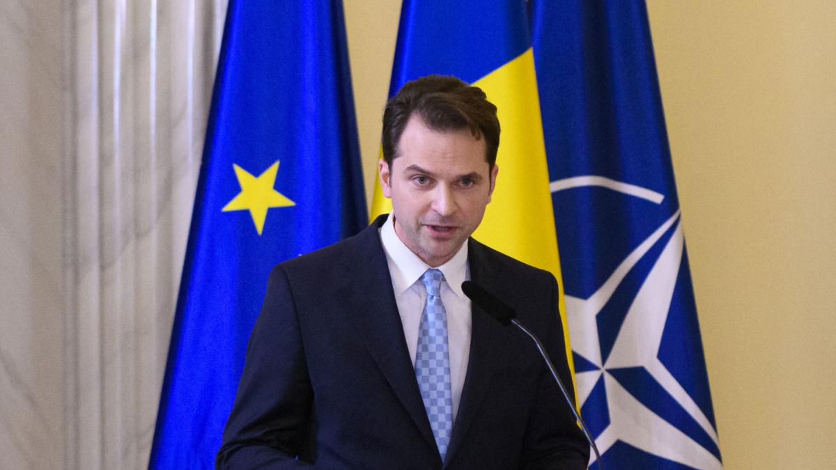 ministrul energiei a sesizat diicot privind dezinformarea cu vanzarea lacurilor catre straini burduja il acuzase si pe calin georgescu