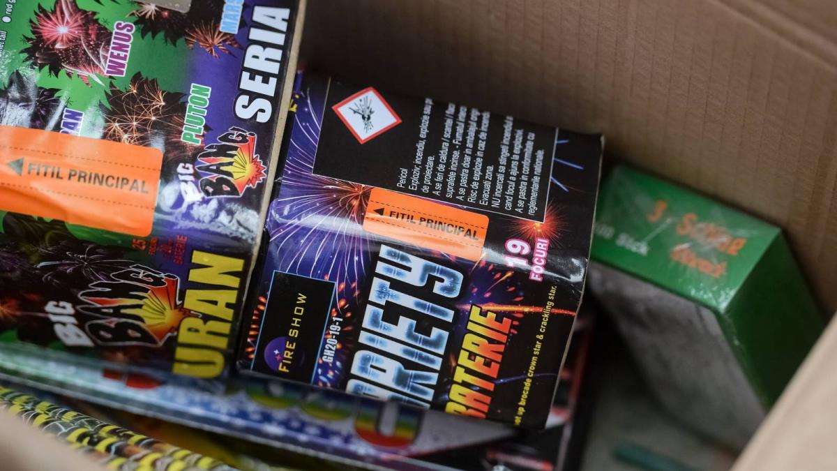 cum se folosesc corect artificiile si petardele daca nu esti avizat unele dintre ele iti pot aduce amenzi de pana la 1500 euro