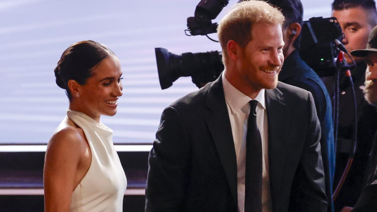 meghan markle a revenit pe instagram dupa cinci ani prima ei postare a fost un video filmat de sotul ei printul harry
