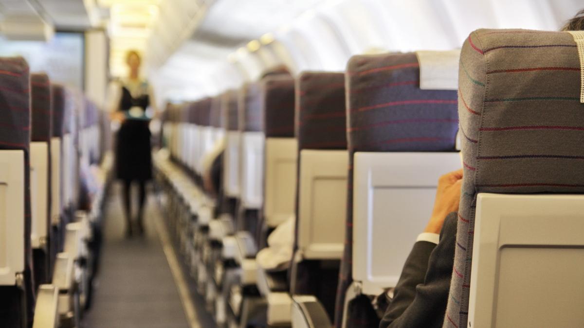 avioane infestate cu plosnite mai multi pasageri spun ca au urme de muscaturi