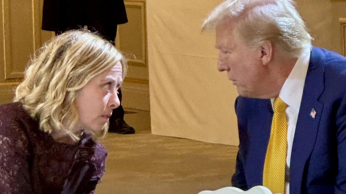 giorgia meloni l a vizitat pe trump la mar a lago au luat cina si s au uitat la un documentar sunt aici cu o femeie fantastica