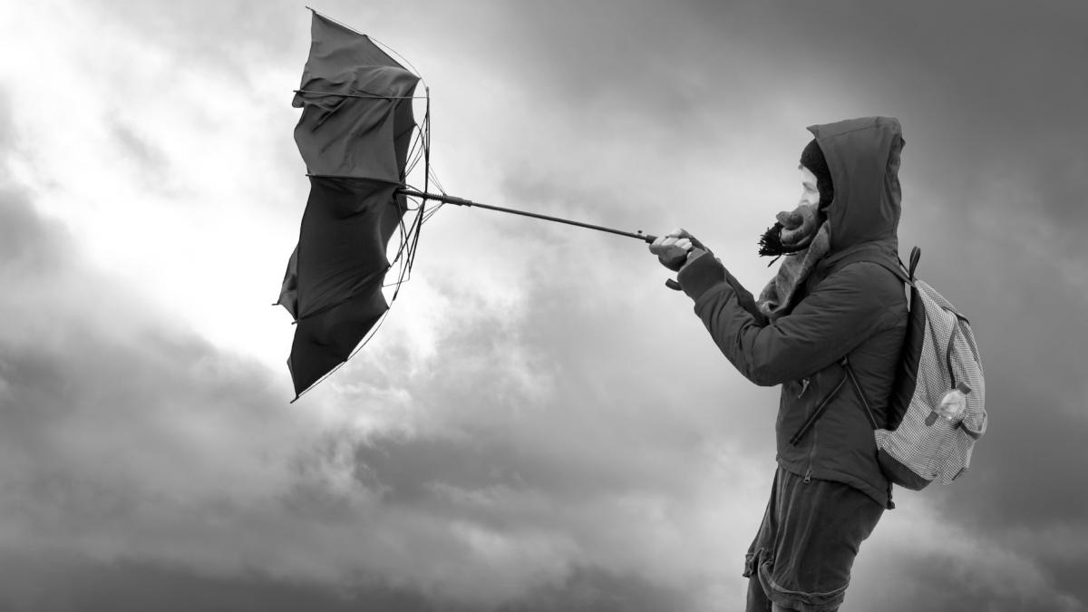 harta 11 judete sunt sub avertizare cod galben de vant puternic la munte vor fi rafale de 120km h