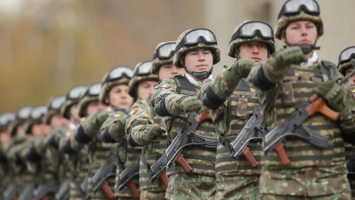 ministrul apararii le promite romanilor ca armata nu va deveni obligatorie nici nu se pune problema