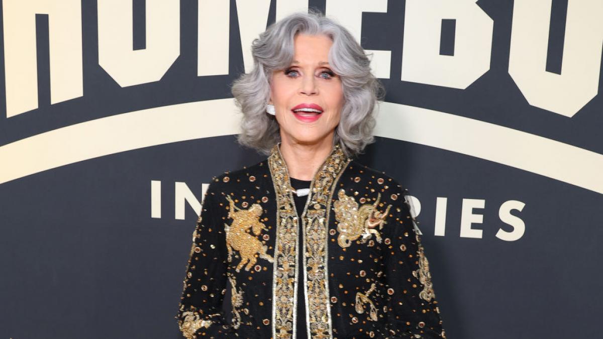 la 87 de ani jane fonda lanseaza un nou program de fitness lansat in realitatea virtuala