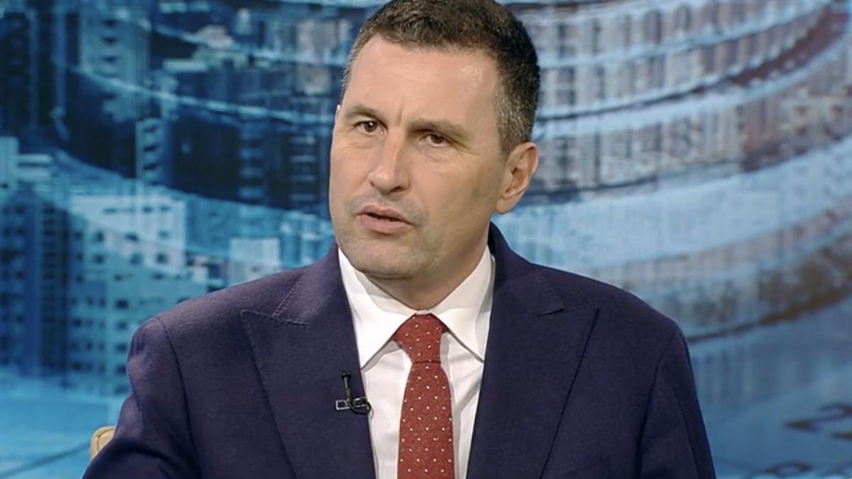 ministrul finantelor despre concedieri comasari si inflatie imi doresc ca cei care au facut performanta la stat sa faca si la privat