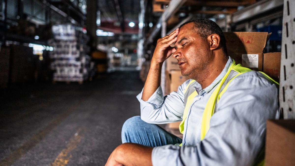 fabrici inchise si concedieri masive in romania mii de angajati au ramas deja fara loc de munca disponibilizarile anuntate in 2025