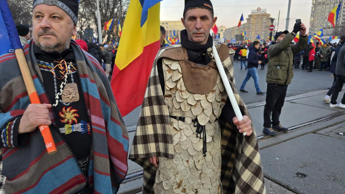 ce nu s a vazut la televizor de la protestul aur reportaj incognito in mijlocul manifestantilor poate ca george nu e in polonia