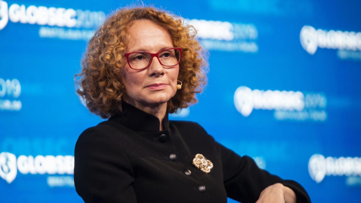 secretarul general adjunct al nato aliatii trebuie sa treaca la o mentalitate de razboi