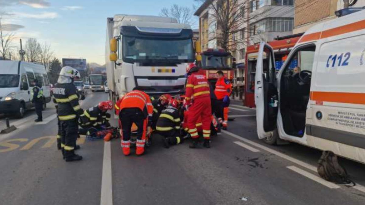 ISU Neamt interventie accident tir trecere pietoni