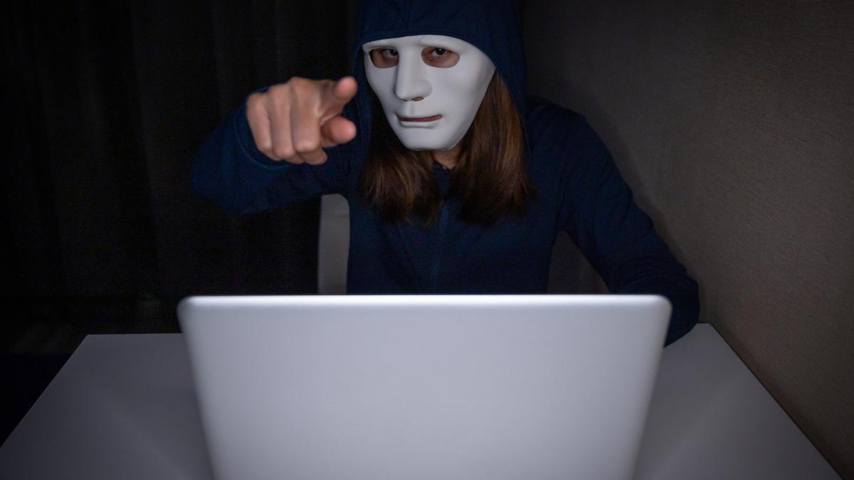 avem nevoie de ochi si urechi in nato si ucraina cine e femeia cu rol cheie in reteaua rusa de boti care recruteaza spioni in europa