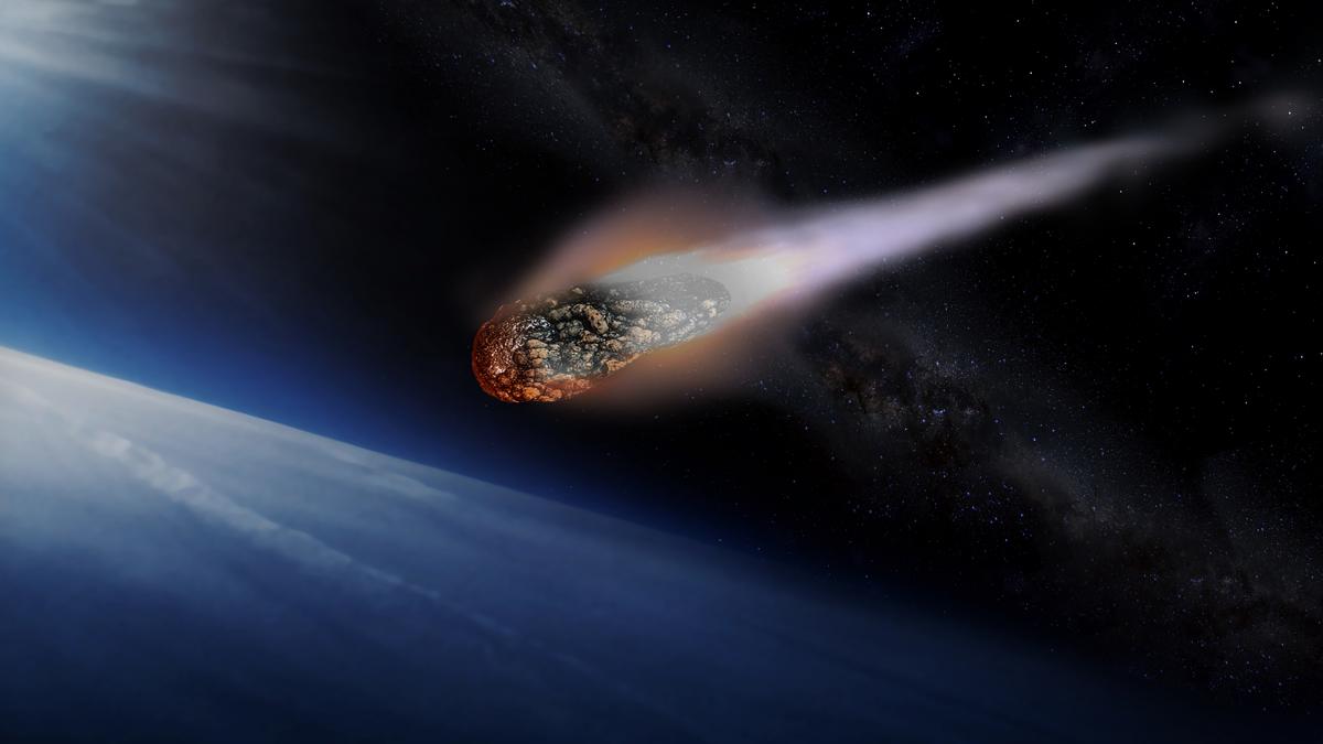 imagini rare momentul in care un meteorit se prabuseste in fata unei case din canada