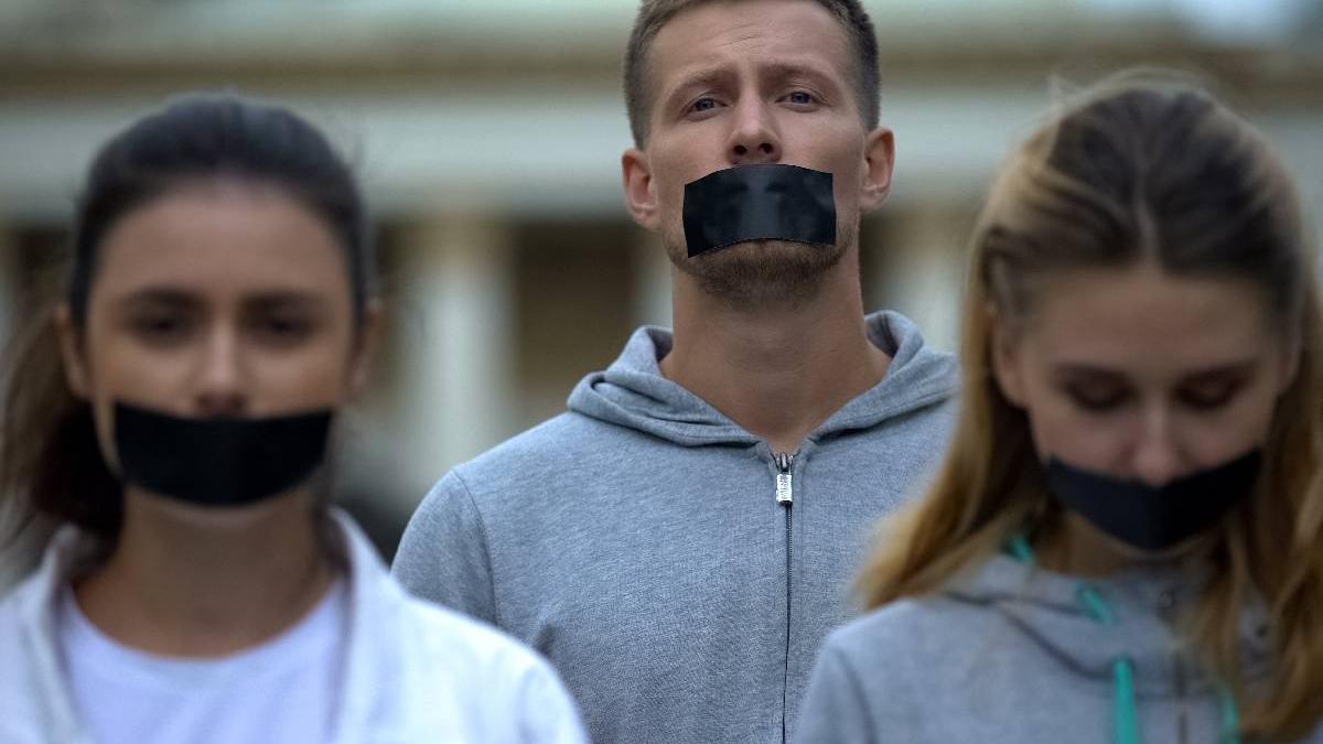 tara in care jurnalistii sunt pe cale de disparitie multi lucreaza clandestin isi descriu activitatea drept jurnalism de catacombe