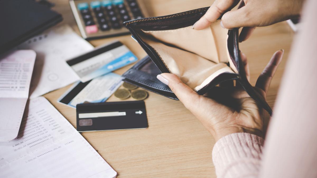 cheltuieli esentiale si economii cum sa iti planifici bugetul pentru 2025