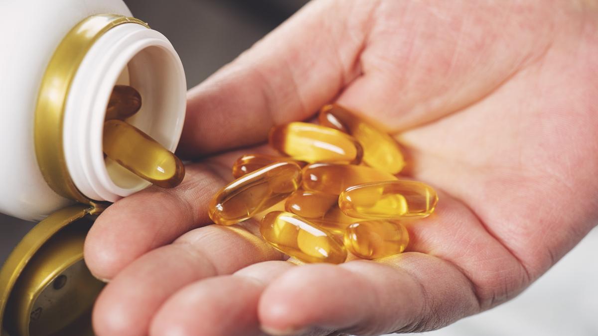 simptomele deficitului de vitamina d medic apar atat in copilarile cat si la maturitate