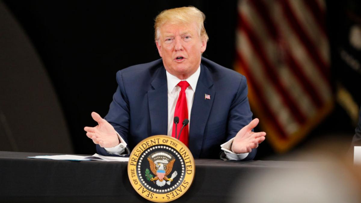 donald trump a anuntat cu cat vrea sa taxeze importurile din canada si mexic taxele vamale s ar putea aplica din 1 februarie