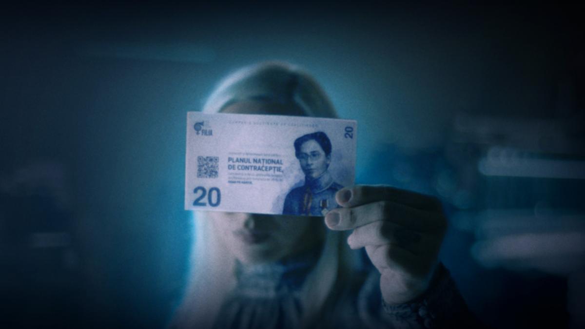 doar pe hartie o campanie care transforma singura bancnota cu chip feminin intr un manifest pentru contraceptie gratuita