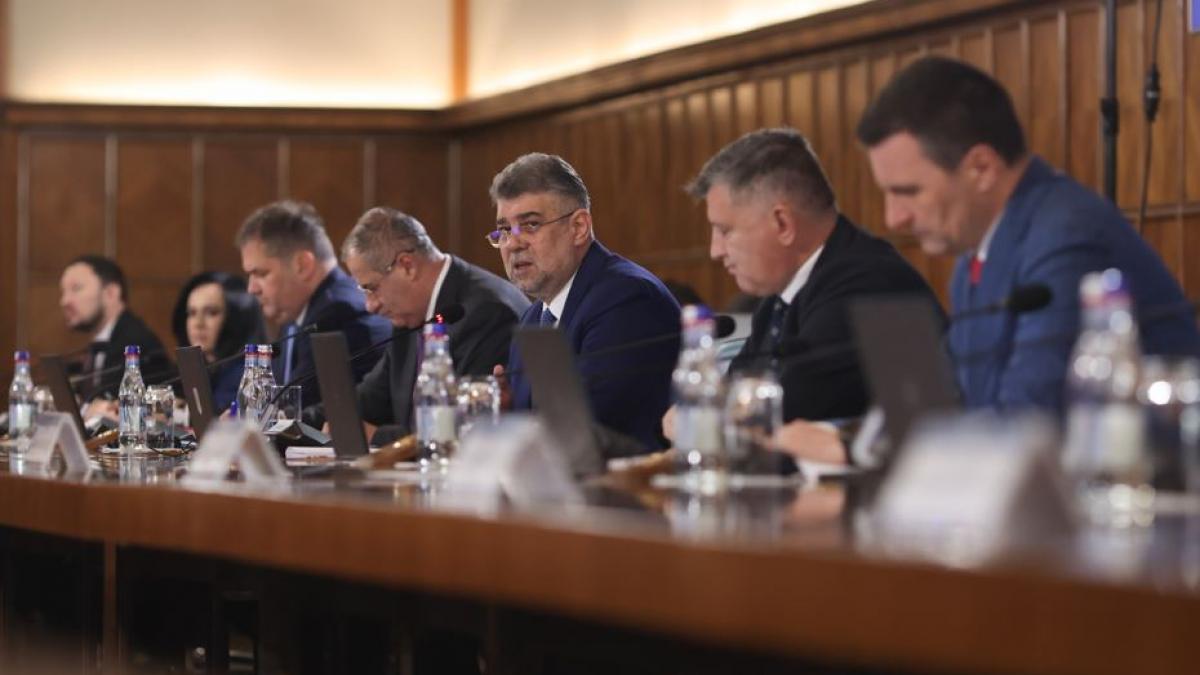 angajatii din guvern furiosi pe marcel ciolacu dupa ce a anuntat ca urmeaza concedieri e un pretext pentru populism