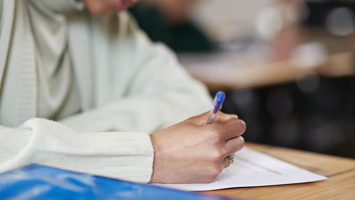 patru din zece copii de gimnaziu nu vor sa mearga la liceu si prefera sa se angajeze studiu