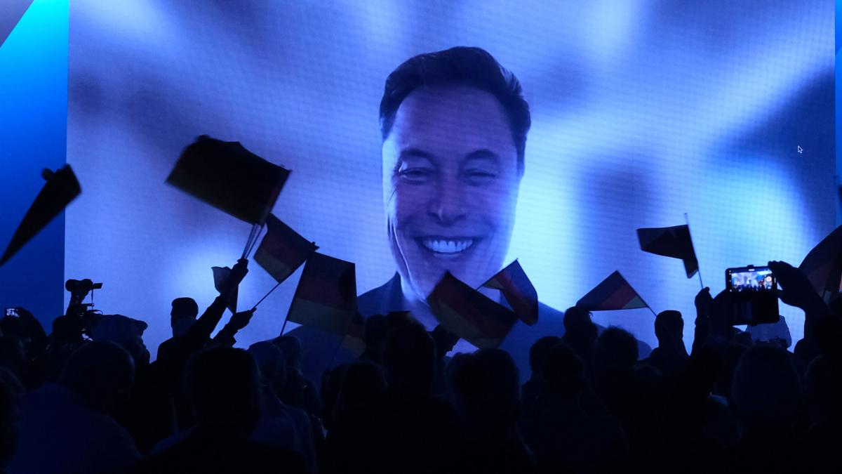 elon musk discurs la mitingul afd sa fim mandri de valorile germane copiii nu trebuie invinuiti pentru pacatele bunicilor