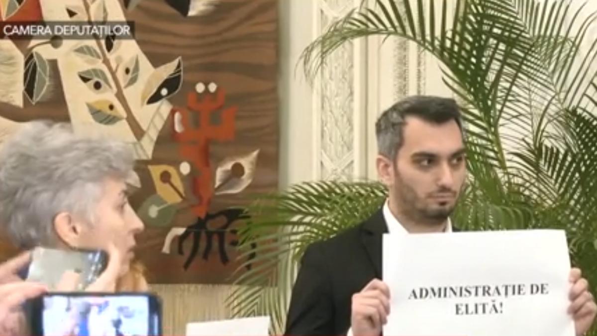 creste nemultumirea in parlament din cauza concedierilor angajatii camerei deputatilor protesteaza azi si se duc peste ciprian serban