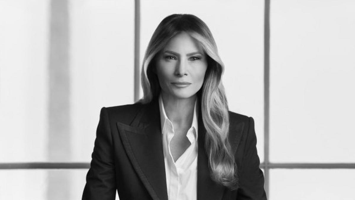 prima fotografie oficiala a melaniei trump ce s a schimbat in atitudinea primei doamne a sua