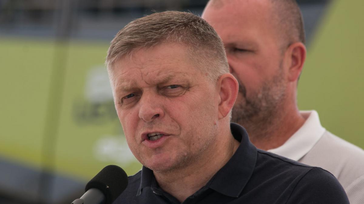 robert fico vrea schimbarea constitutiei slovaciei in stil trump avem doua sexe masculin si feminin