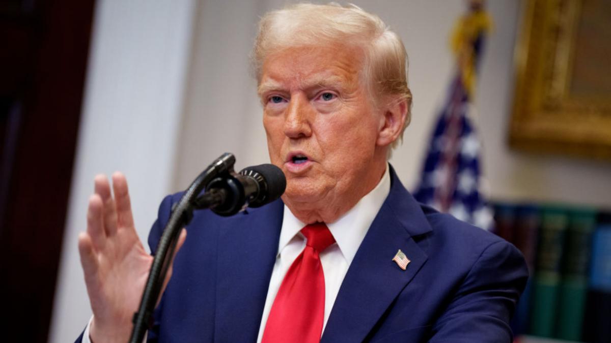 trump taie ajutorul federal pentru tinerii transgender e politica sua sa nu finanteze tranzitia unui copil de la un sex la altul